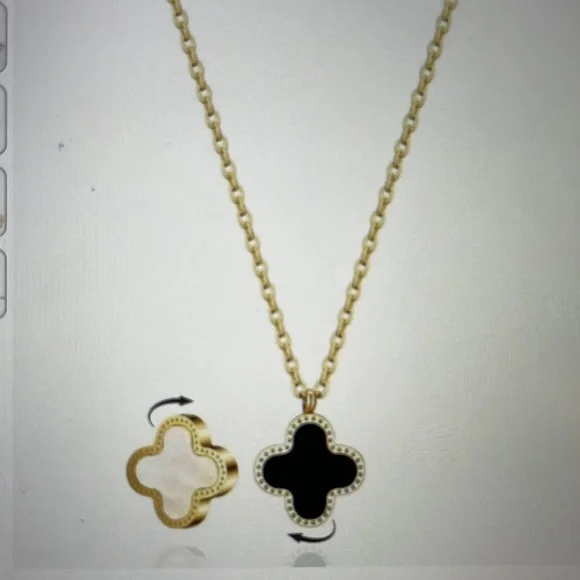 Designer inspired Reversible Clover necklace - Picture 3 of 7